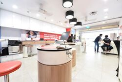 Lucky Plaza (D9), Retail #529172811